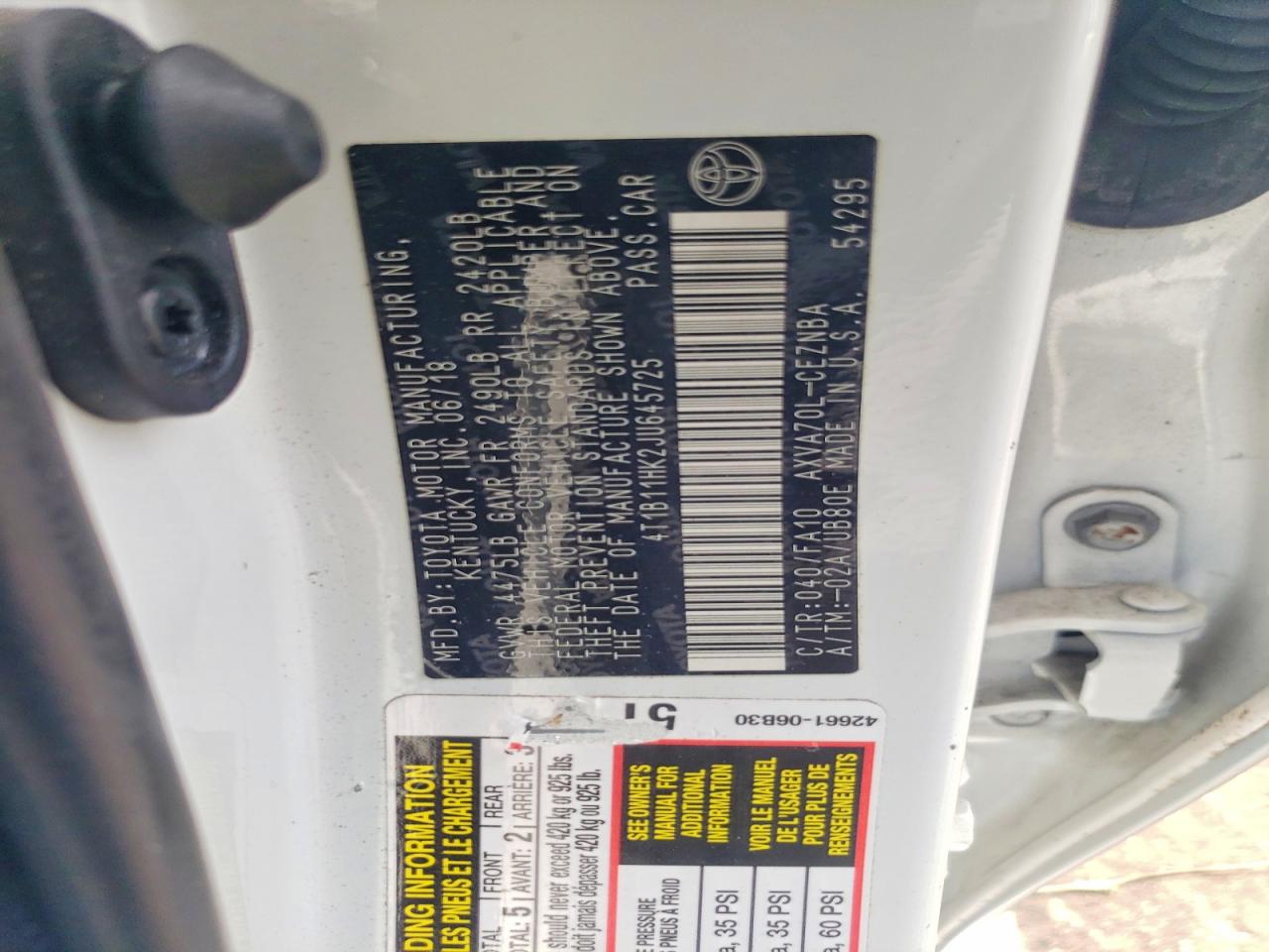 2018 TOYOTA CAMRY LE photo 34
