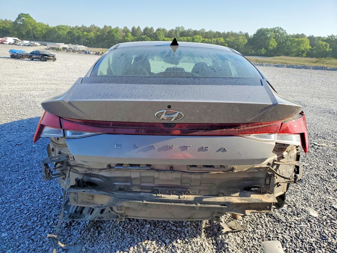 2023 HYUNDAI ELANTRA SEL photo 6