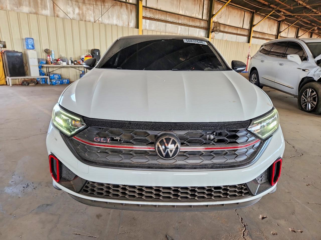 2024 VOLKSWAGEN JETTA GLI AUTOBAHN photo 13