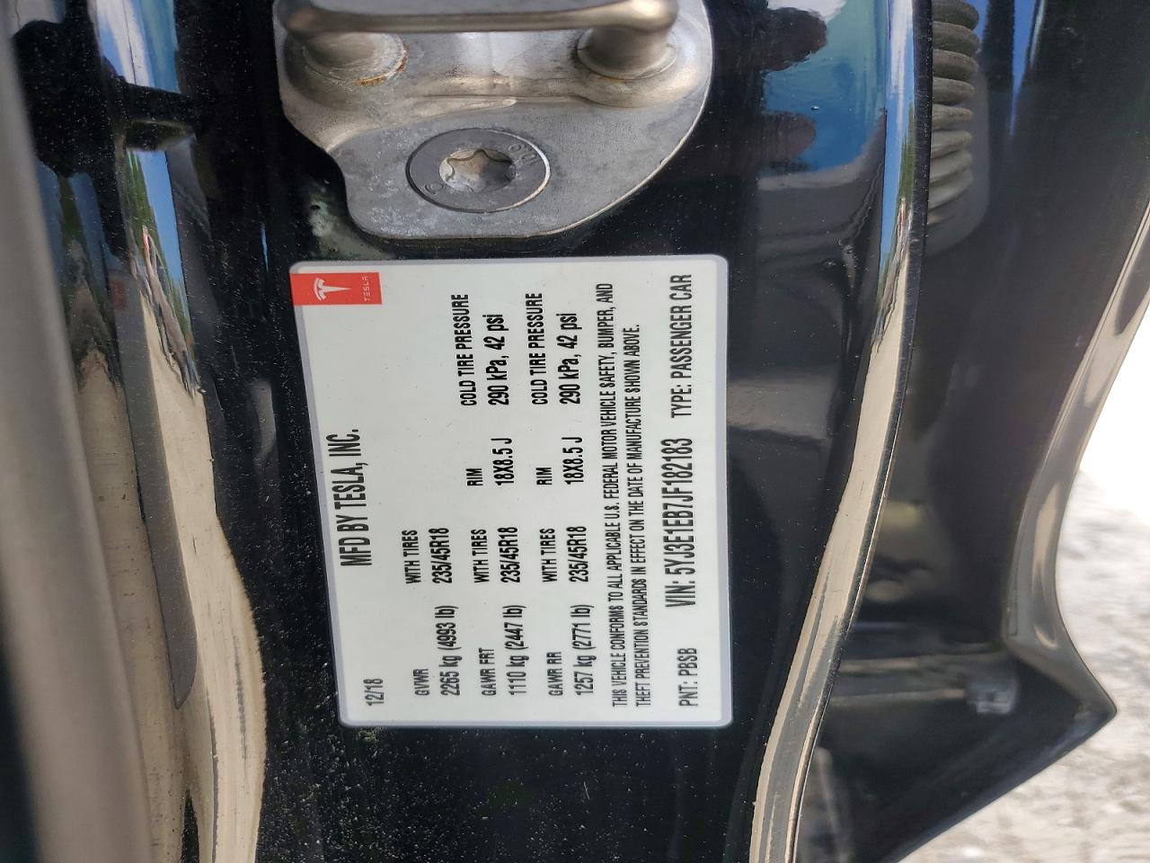 2018 TESLA MODEL 3 photo 34