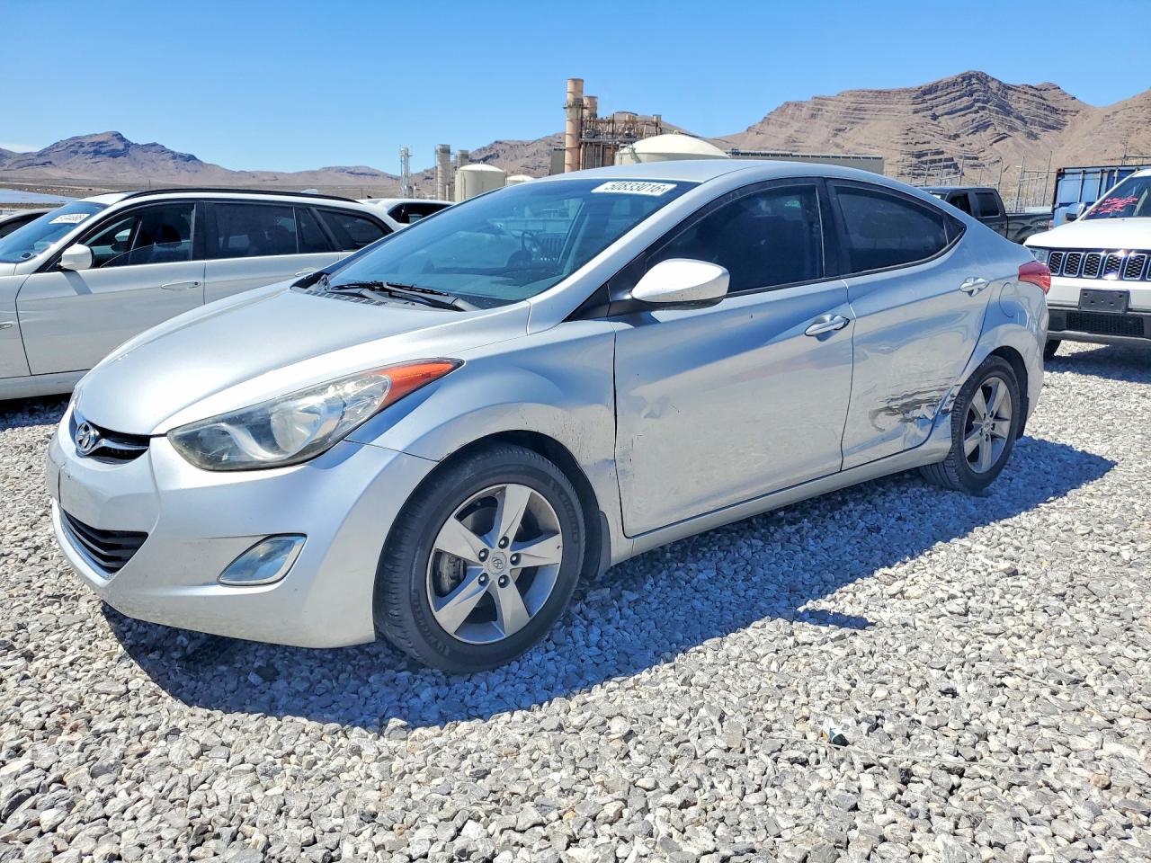 2013 HYUNDAI ELANTRA