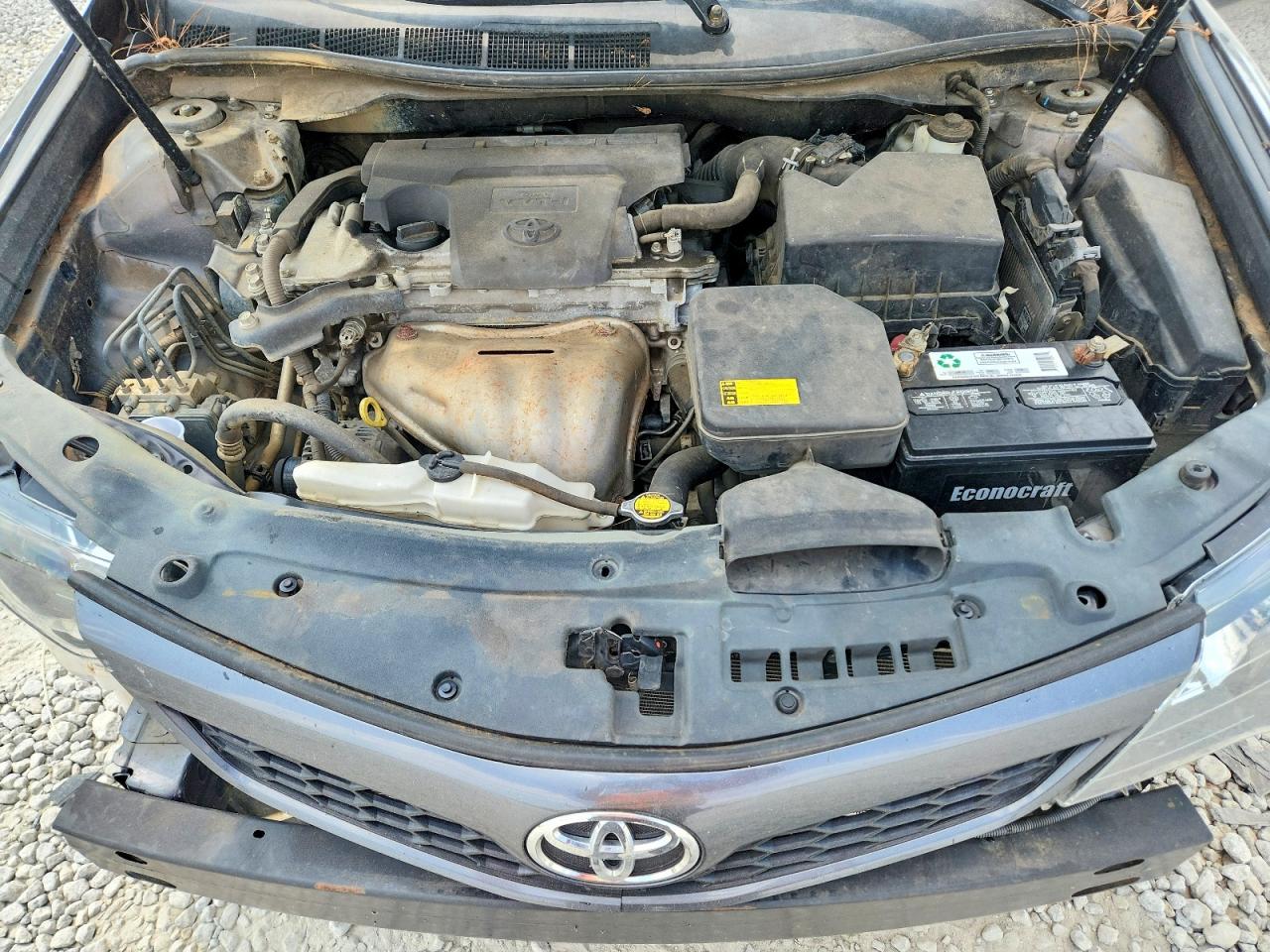 2013 TOYOTA CAMRY SE photo 21