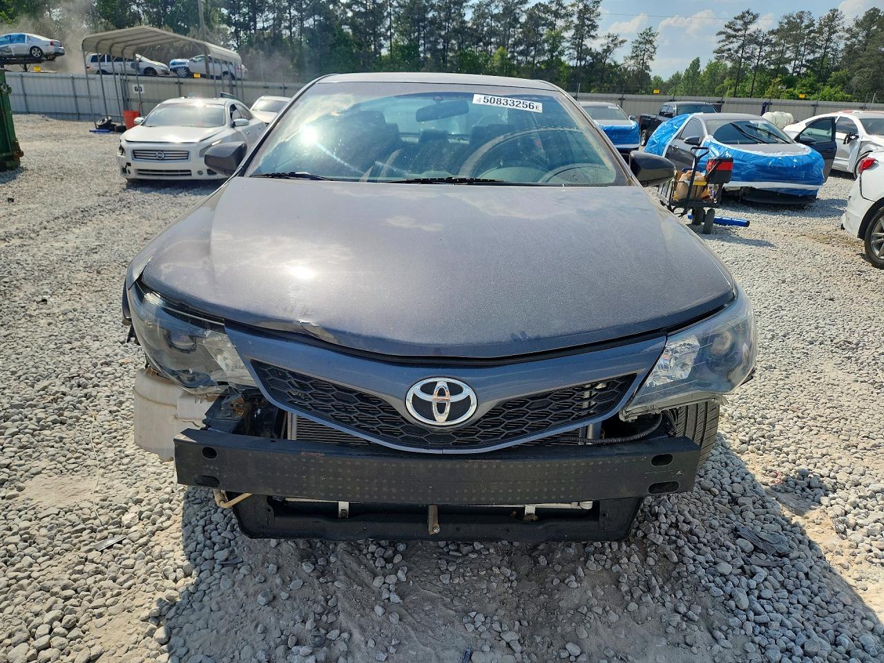2013 TOYOTA CAMRY SE photo 9