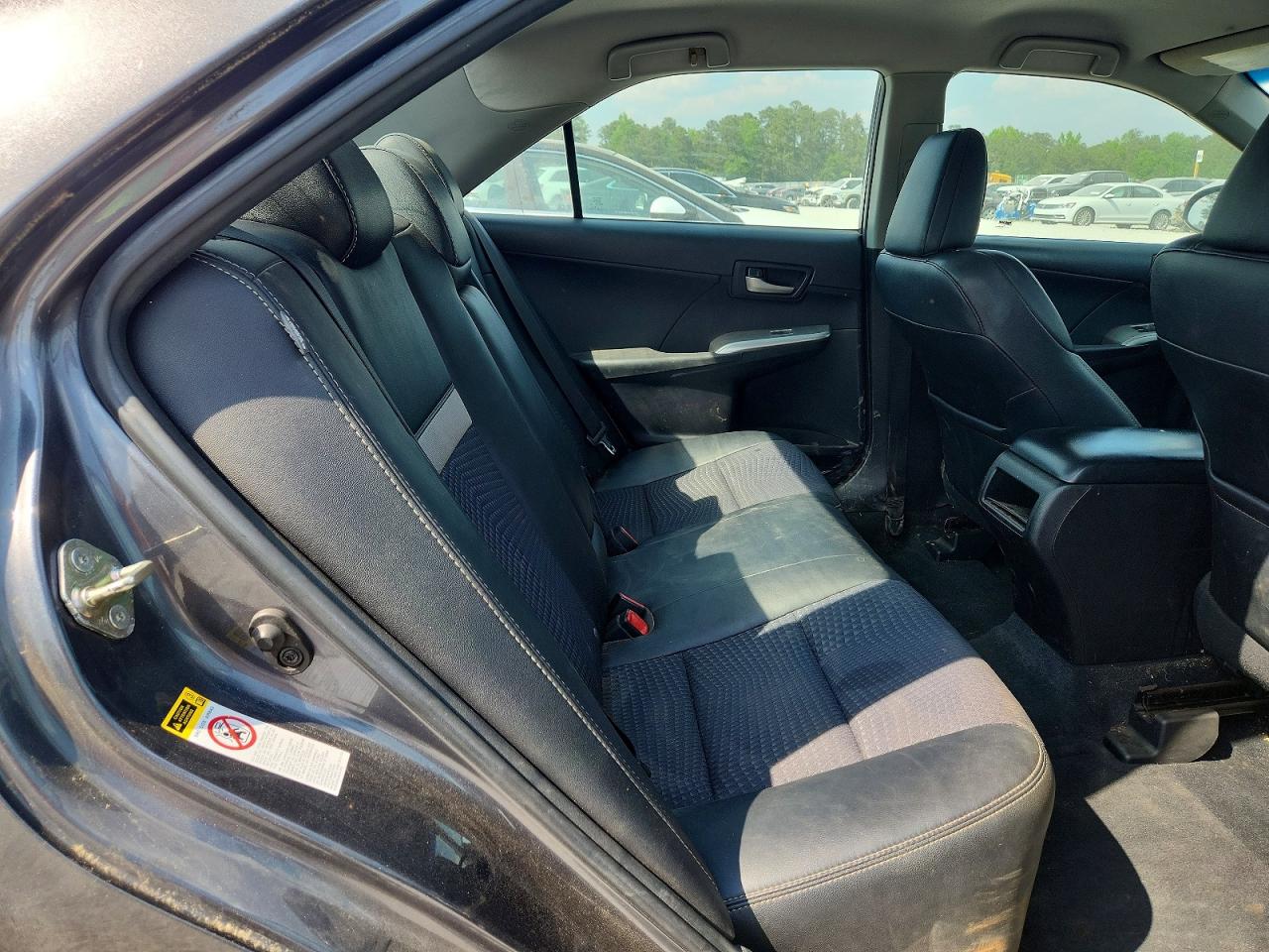 2013 TOYOTA CAMRY SE photo 19