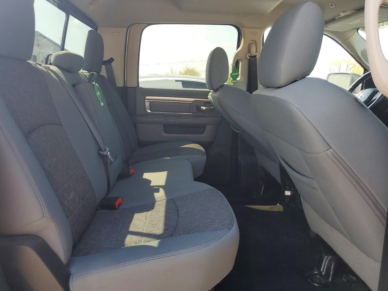 2017 RAM 1500 SLT photo 19