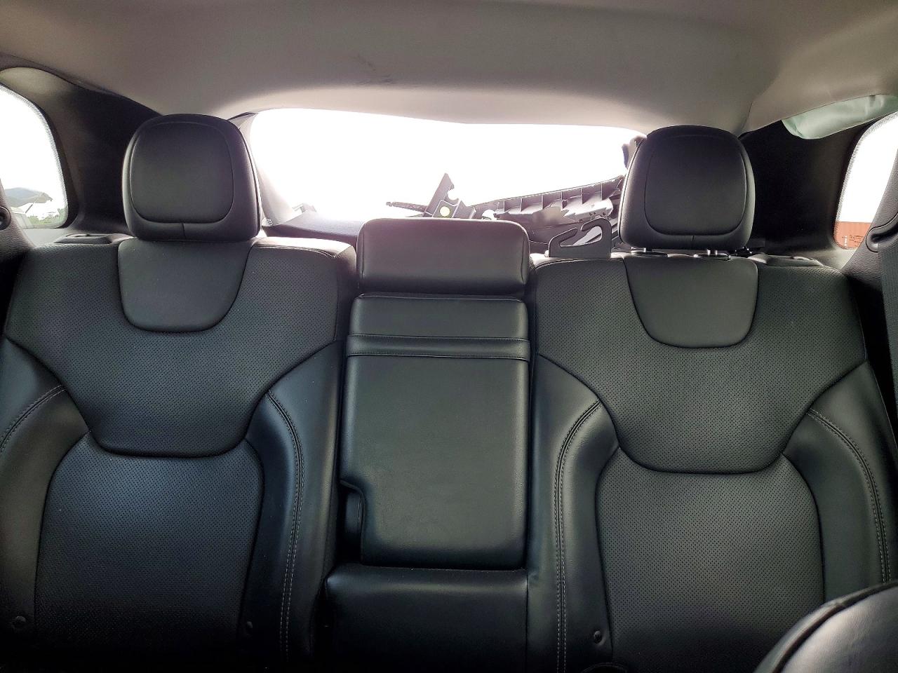 2019 JEEP CHEROKEE LIMITED photo 10