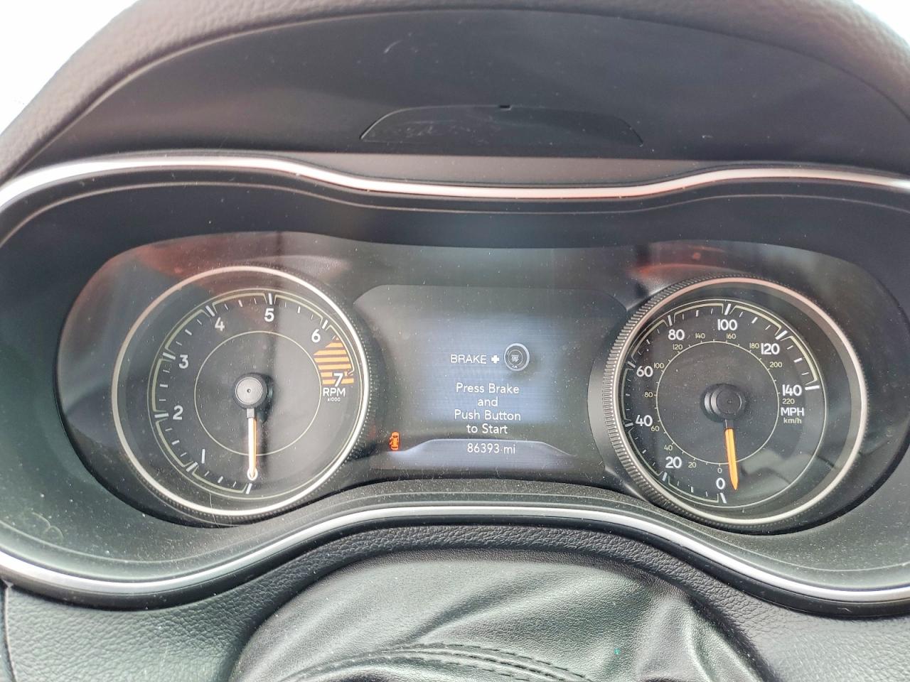 2019 JEEP CHEROKEE LIMITED photo 9