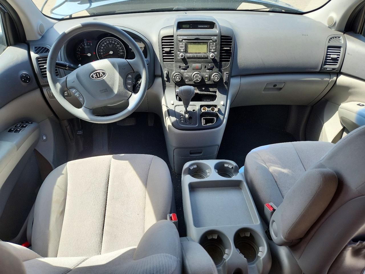 2012 KIA SEDONA LX photo 15