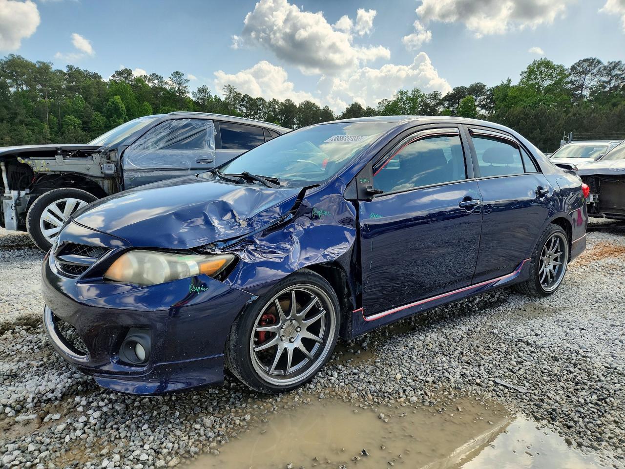2011 TOYOTA COROLLA