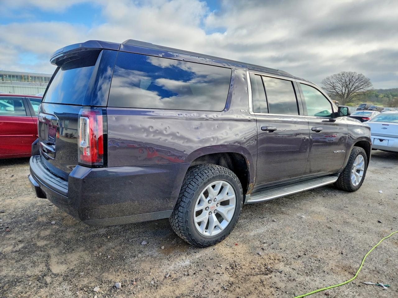 2015 GMC YUKON XL K1500 SLT photo 7