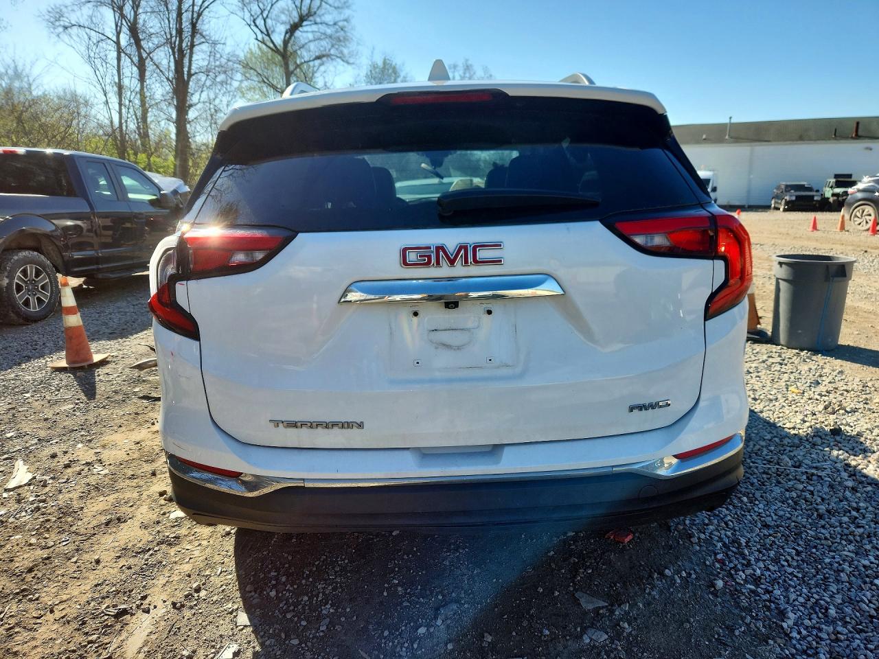 2020 GMC TERRAIN photo 11