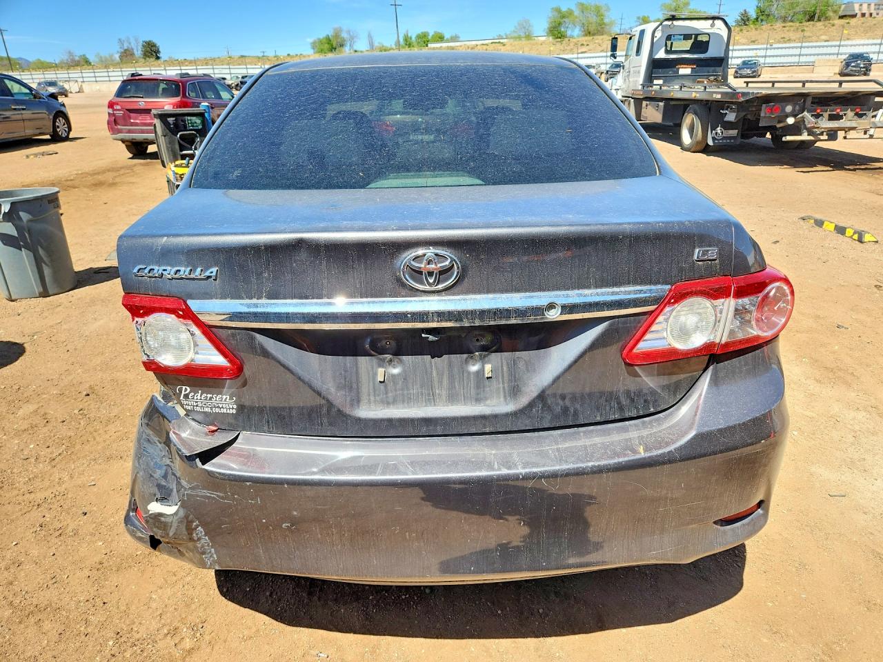 2012 TOYOTA COROLLA LE photo 11