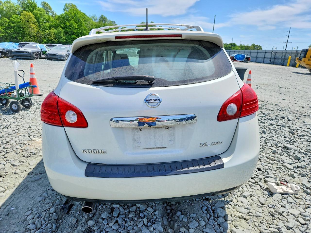 2011 NISSAN ROGUE S photo 6