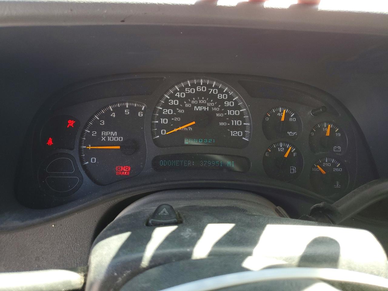 2004 CHEVROLET SILVERADO C1500 photo 17