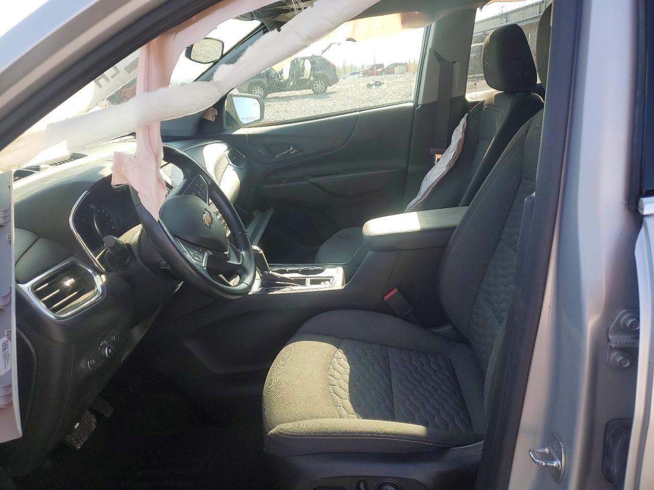2020 CHEVROLET EQUINOX LT photo 19