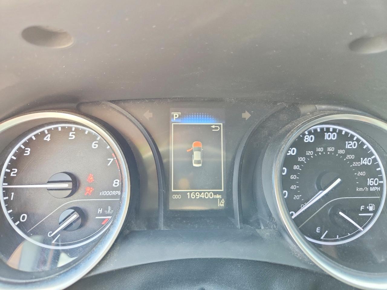 2018 TOYOTA CAMRY LE photo 25