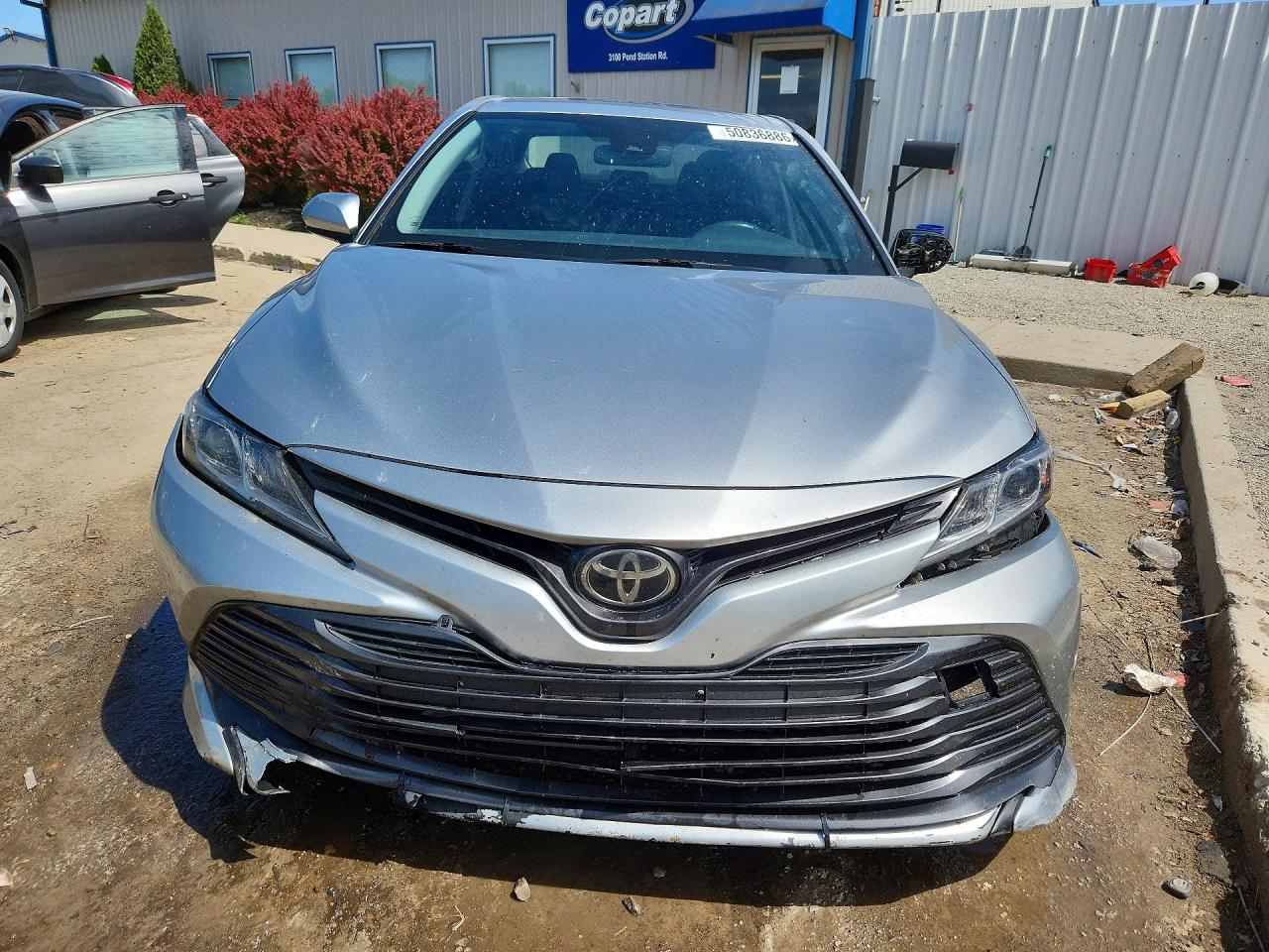 2018 TOYOTA CAMRY LE photo 13