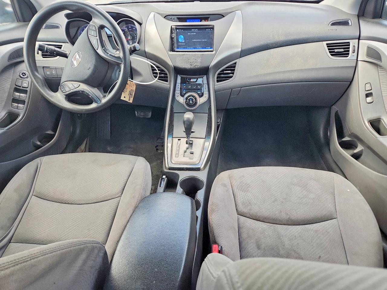2013 HYUNDAI ELANTRA GLS photo 8
