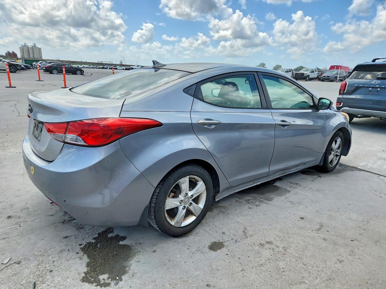2013 HYUNDAI ELANTRA GLS photo 3