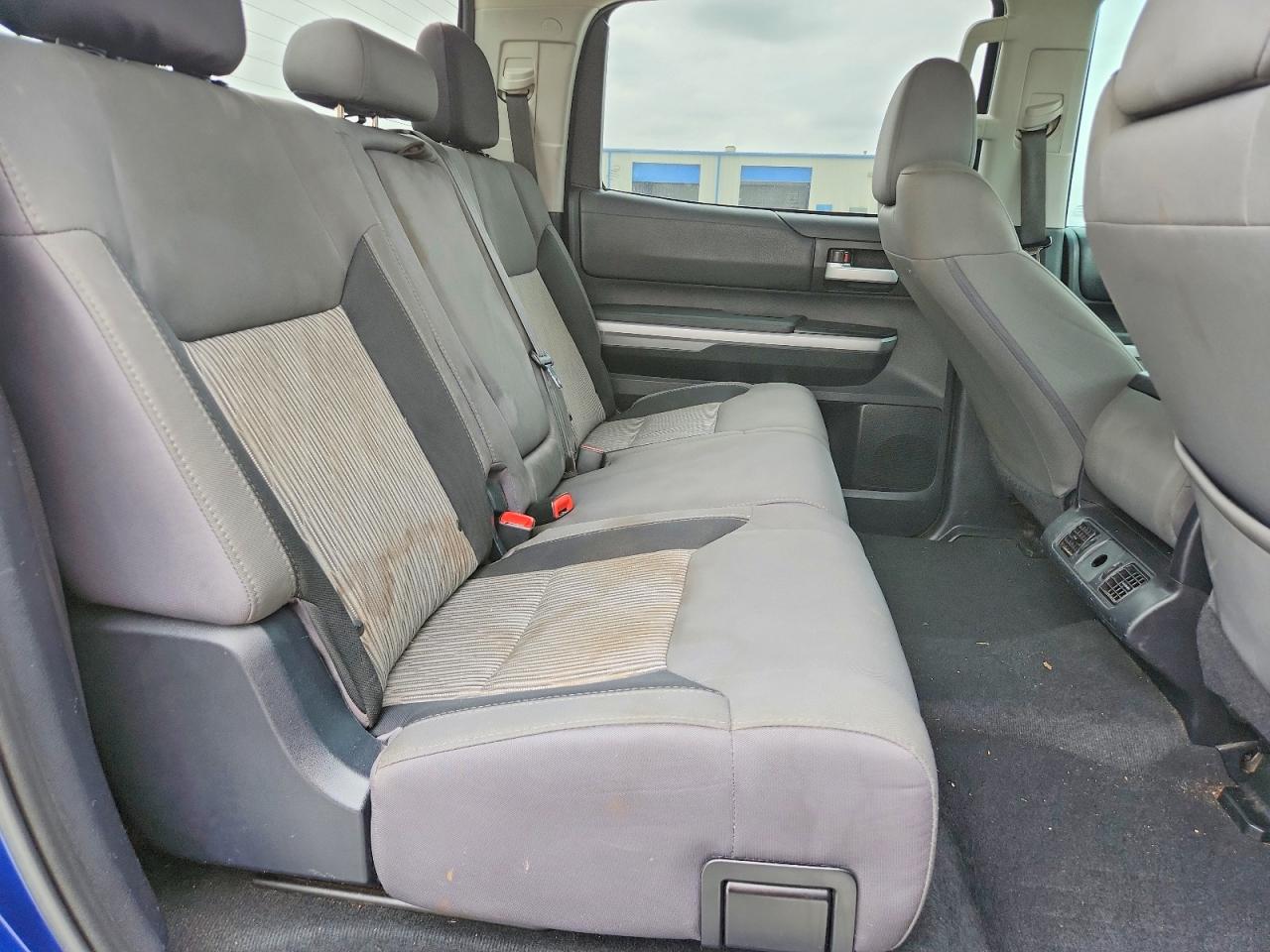 2014 TOYOTA TUNDRA CREWMAX SR5 photo 28