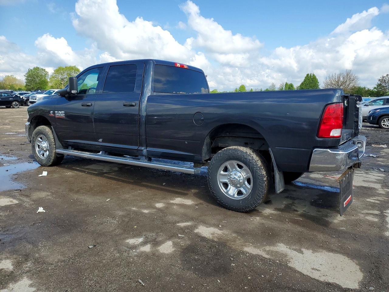 2018 RAM 2500 ST photo 2