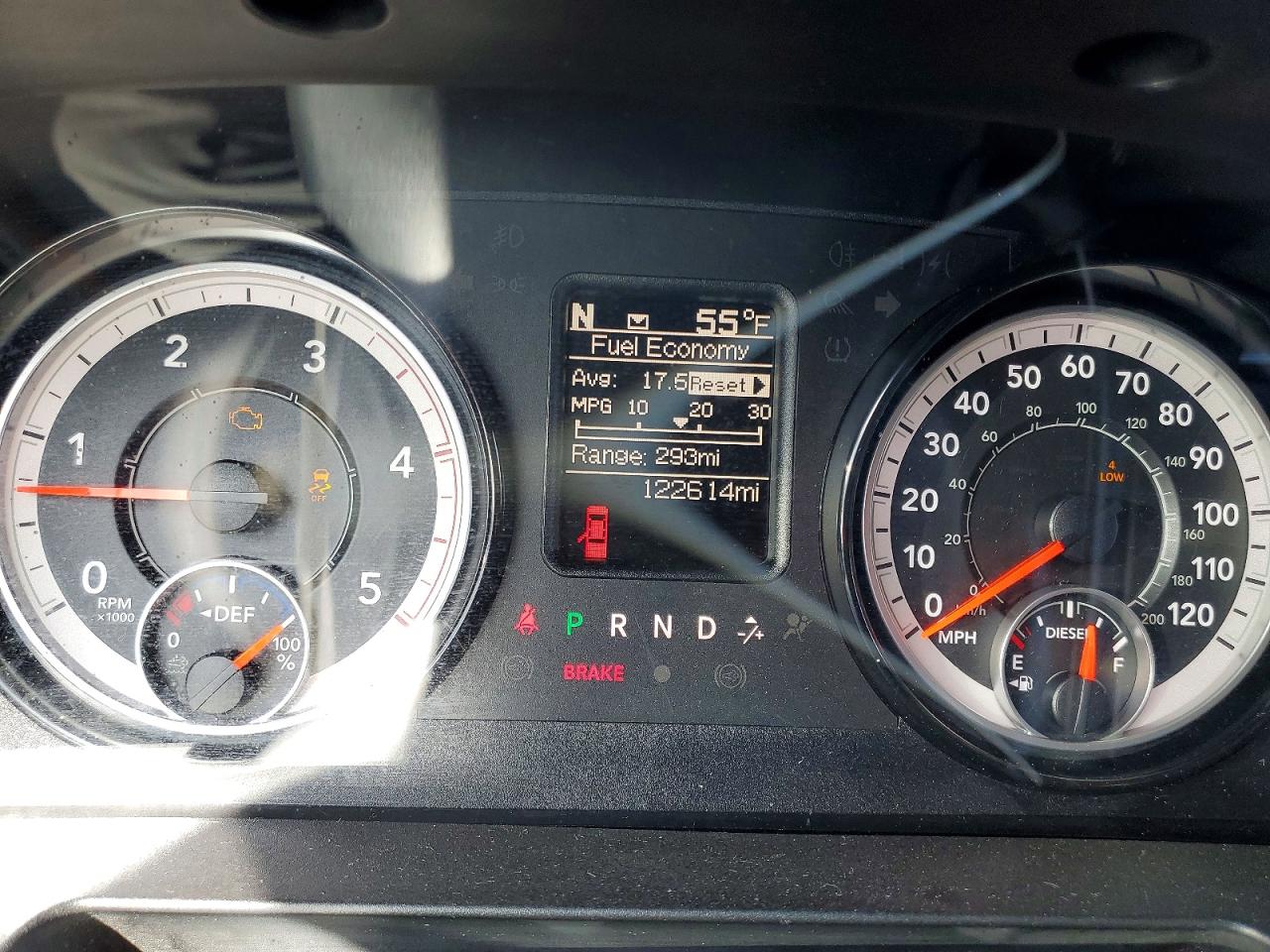 2018 RAM 2500 ST photo 9