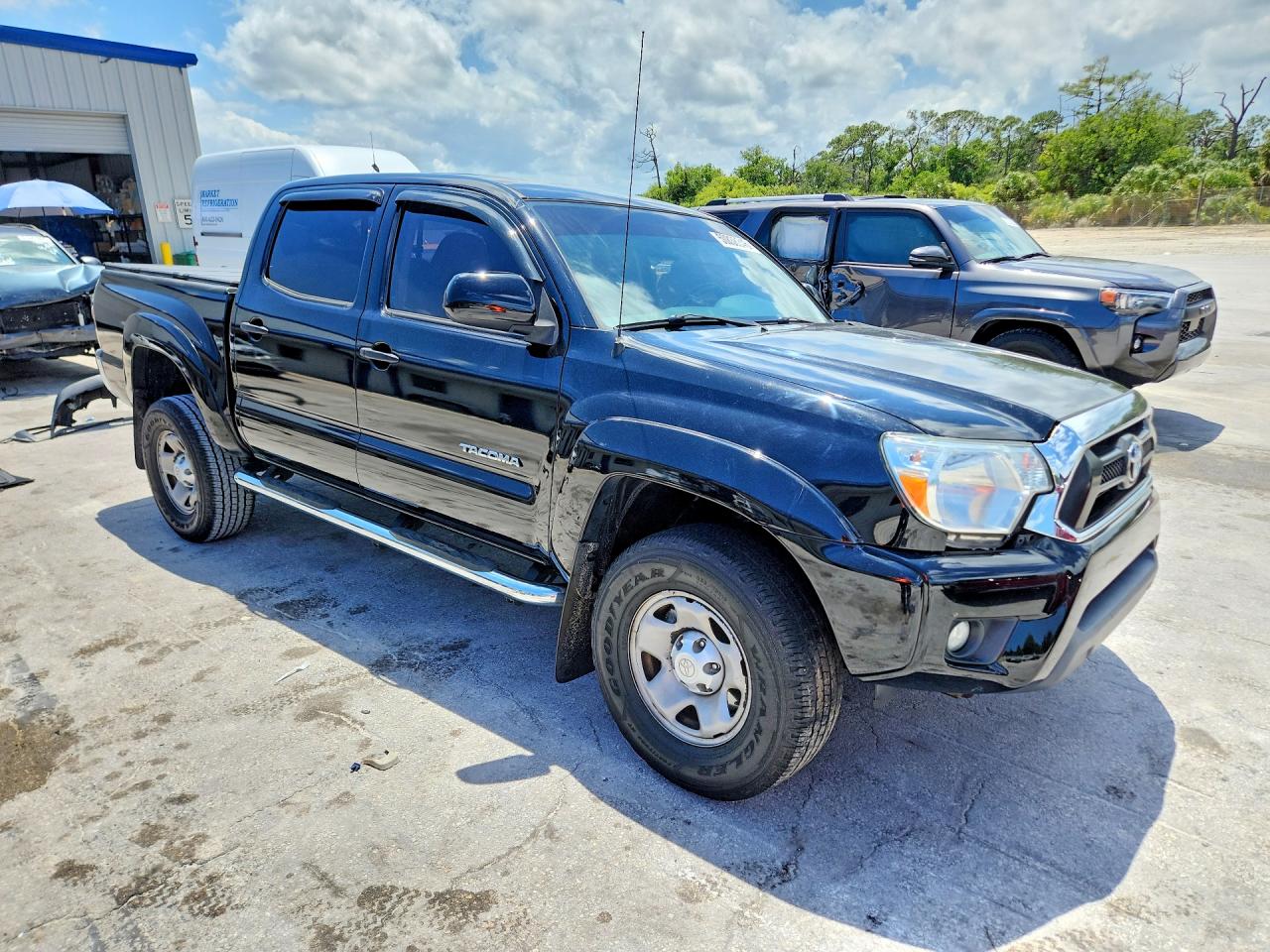 2013 TOYOTA TACOMA DOUBLE CAB PRERUNNER photo 10