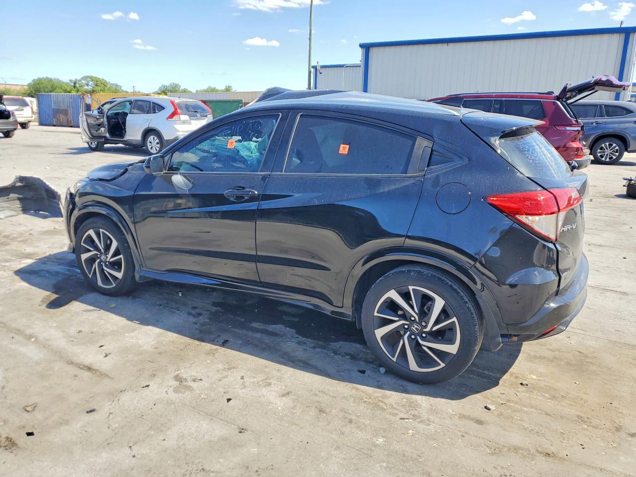 2019 HONDA HR-V SPORT photo 3