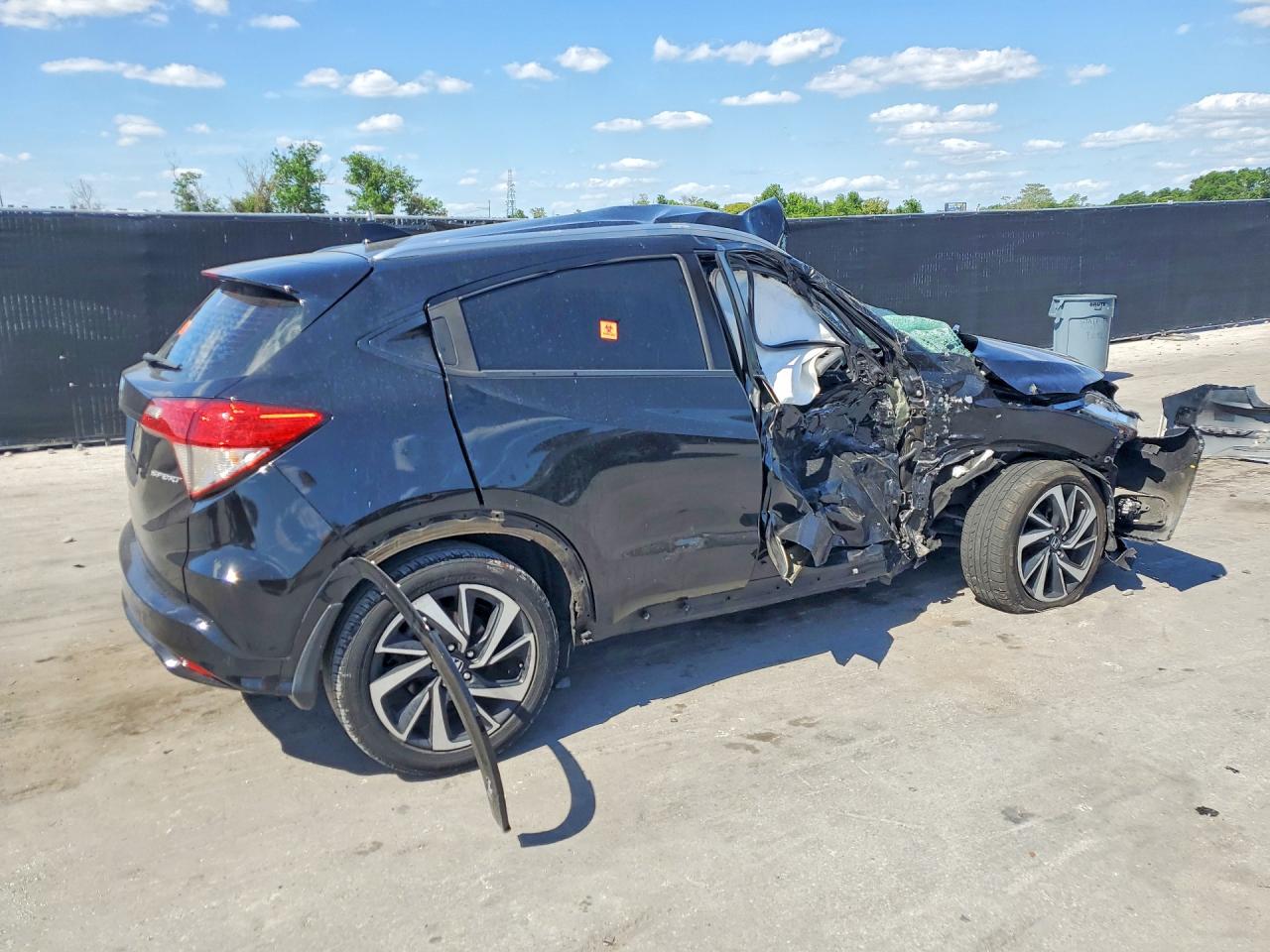 2019 HONDA HR-V SPORT photo 5
