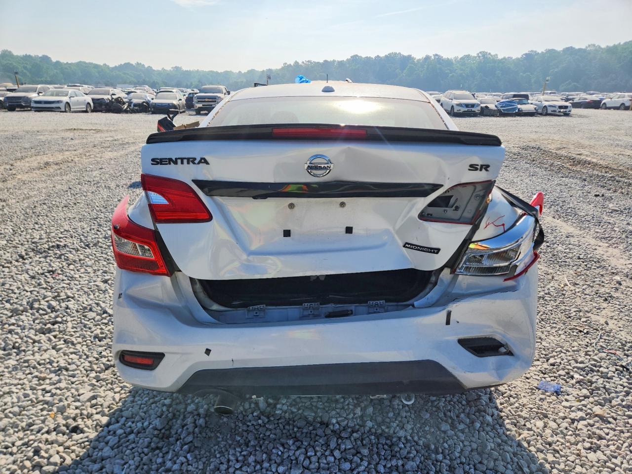 2018 NISSAN SENTRA SR photo 16