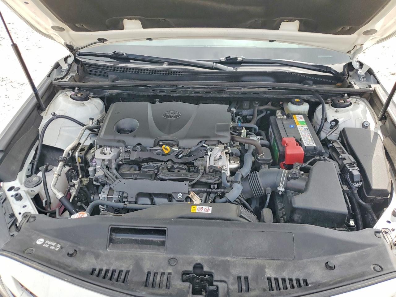 2019 TOYOTA CAMRY SE photo 11