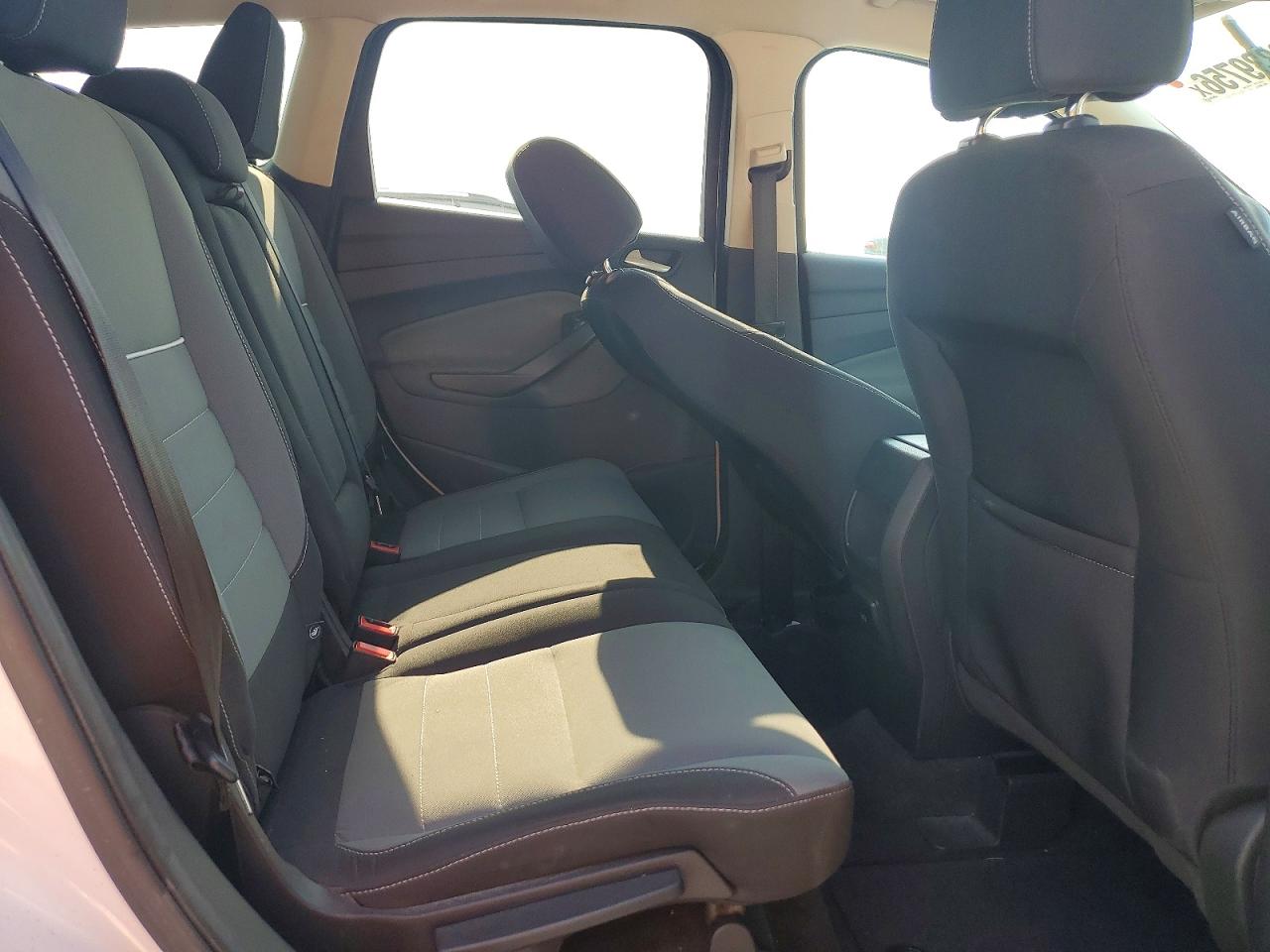 2013 FORD ESCAPE SE photo 28