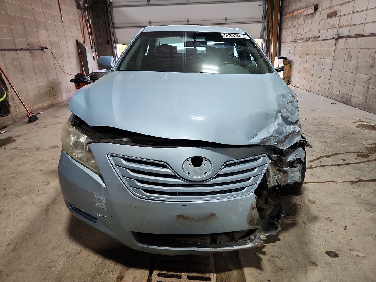 2009 TOYOTA CAMRY LE photo 9