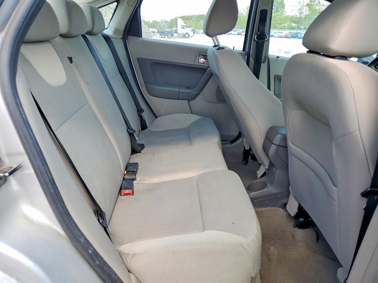 2009 FORD FOCUS SES photo 10