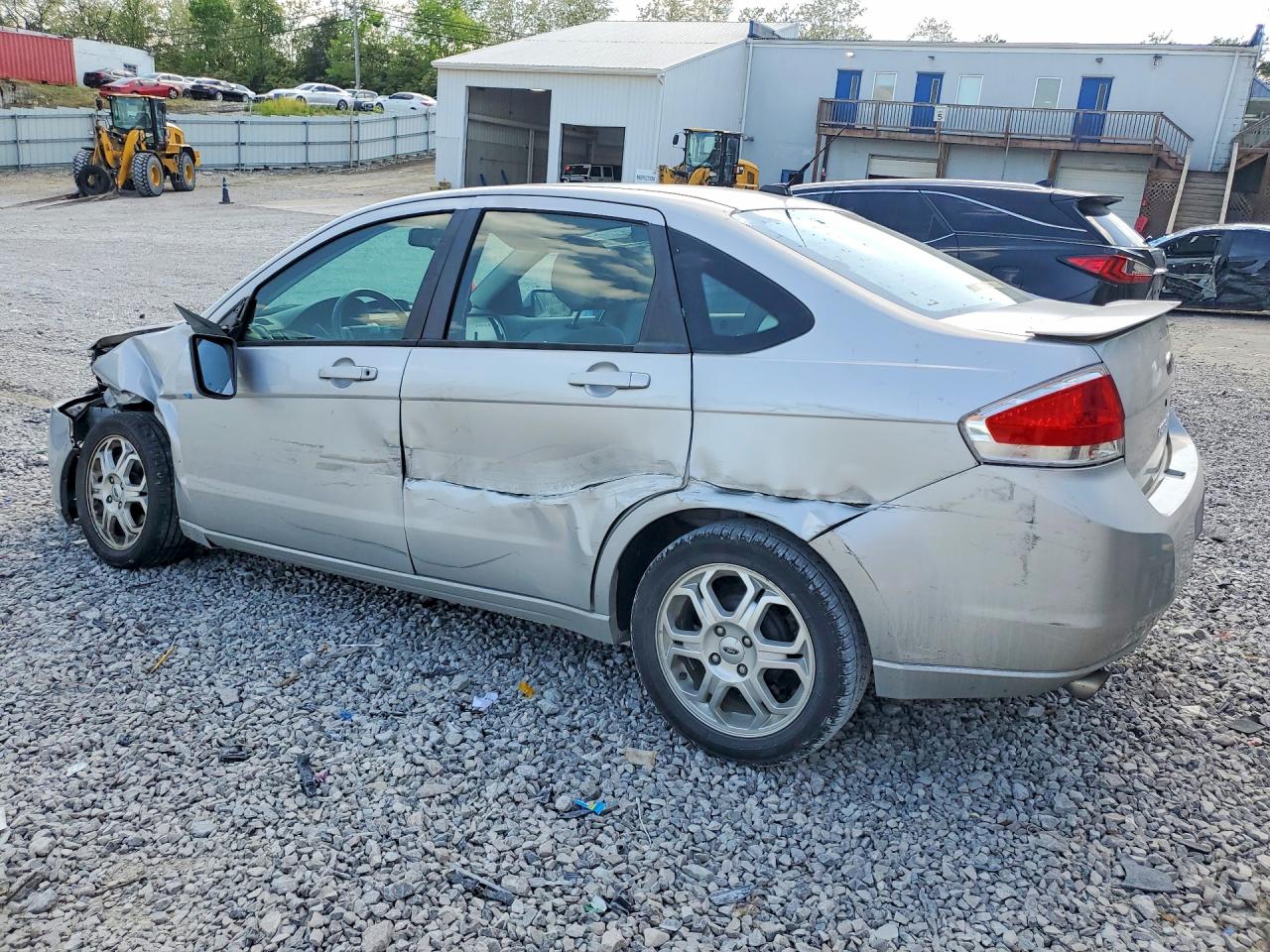 2009 FORD FOCUS SES photo 2