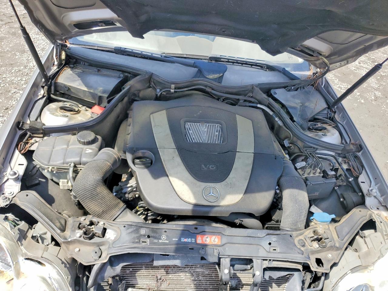 2009 MERCEDES-BENZ CLK 350 photo 21