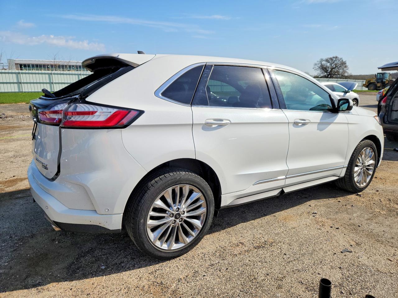 2020 FORD EDGE TITANIUM photo 5
