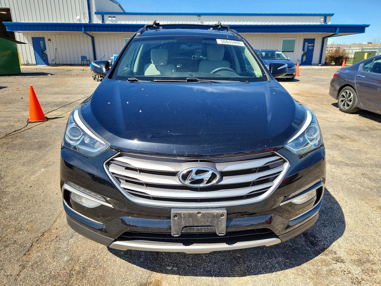 2017 HYUNDAI SANTA FE SPORT 2.4L photo 9