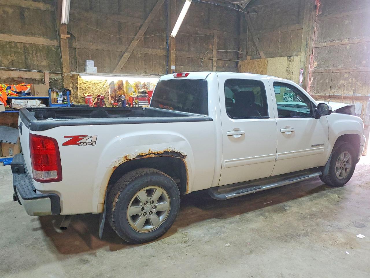 2012 GMC SIERRA K1500 SLT photo 3