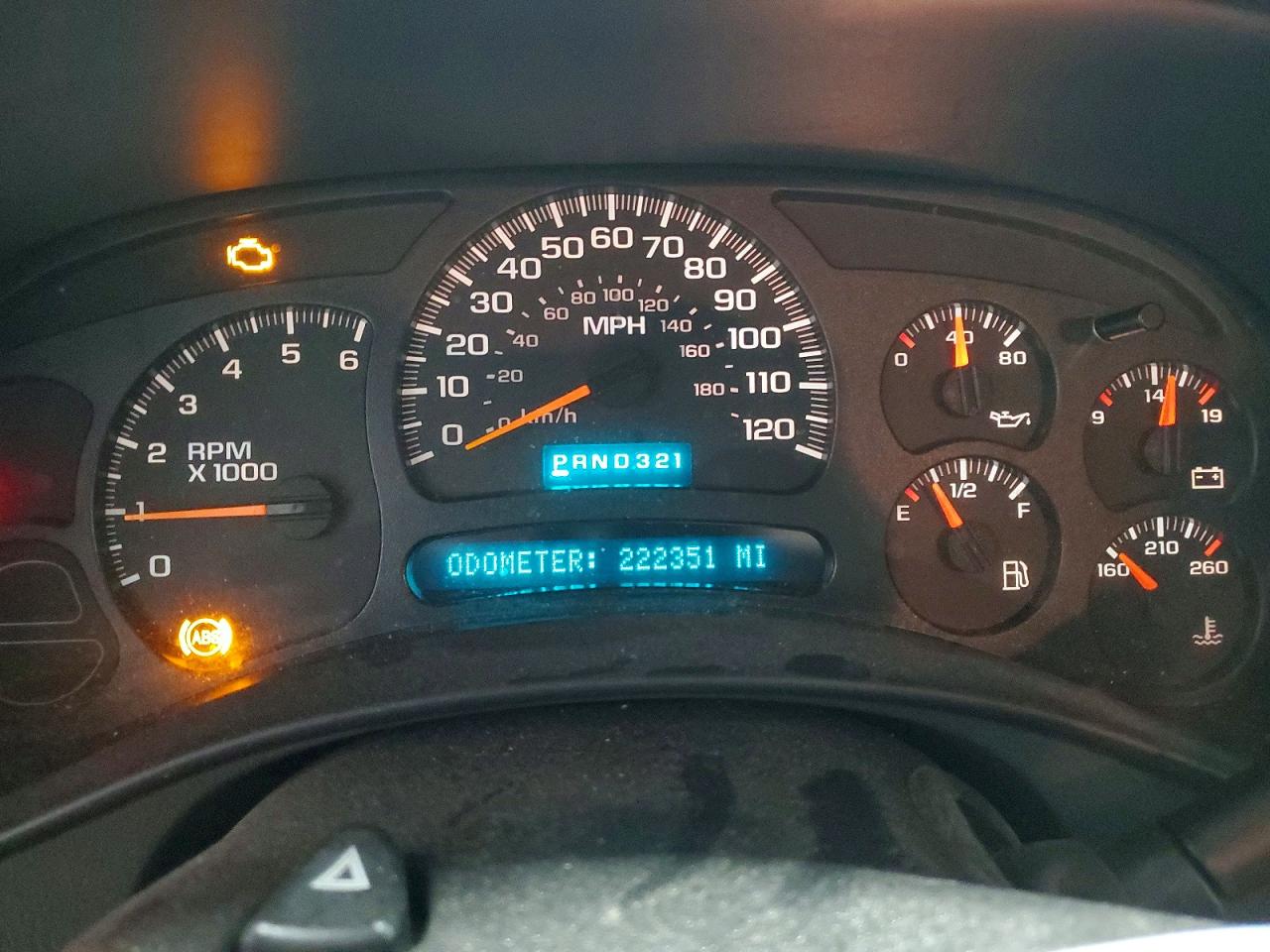 2004 CHEVROLET SILVERADO K1500 photo 17