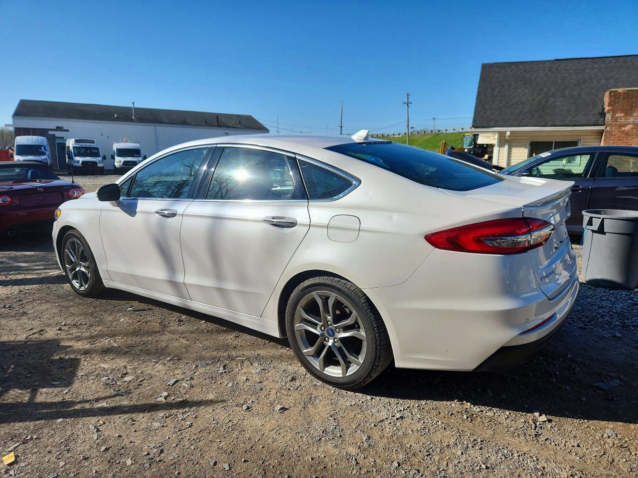 2020 FORD FUSION TITANIUM photo 4