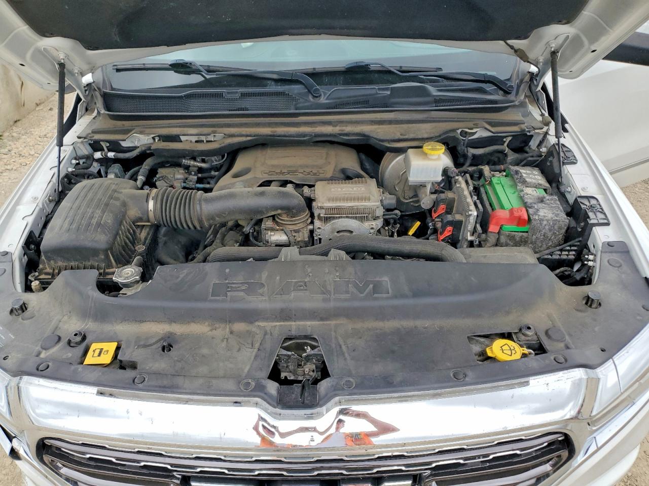 2019 RAM 1500 LIMITED photo 21