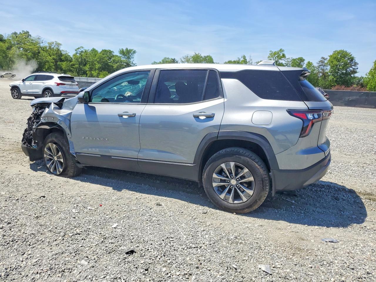 2026 CHEVROLET EQUINOX LT photo 4