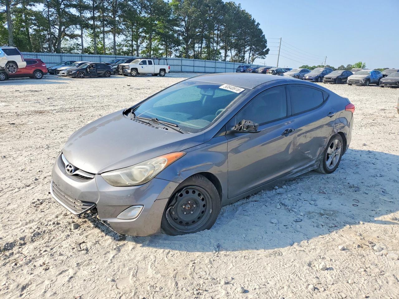 2013 HYUNDAI ELANTRA