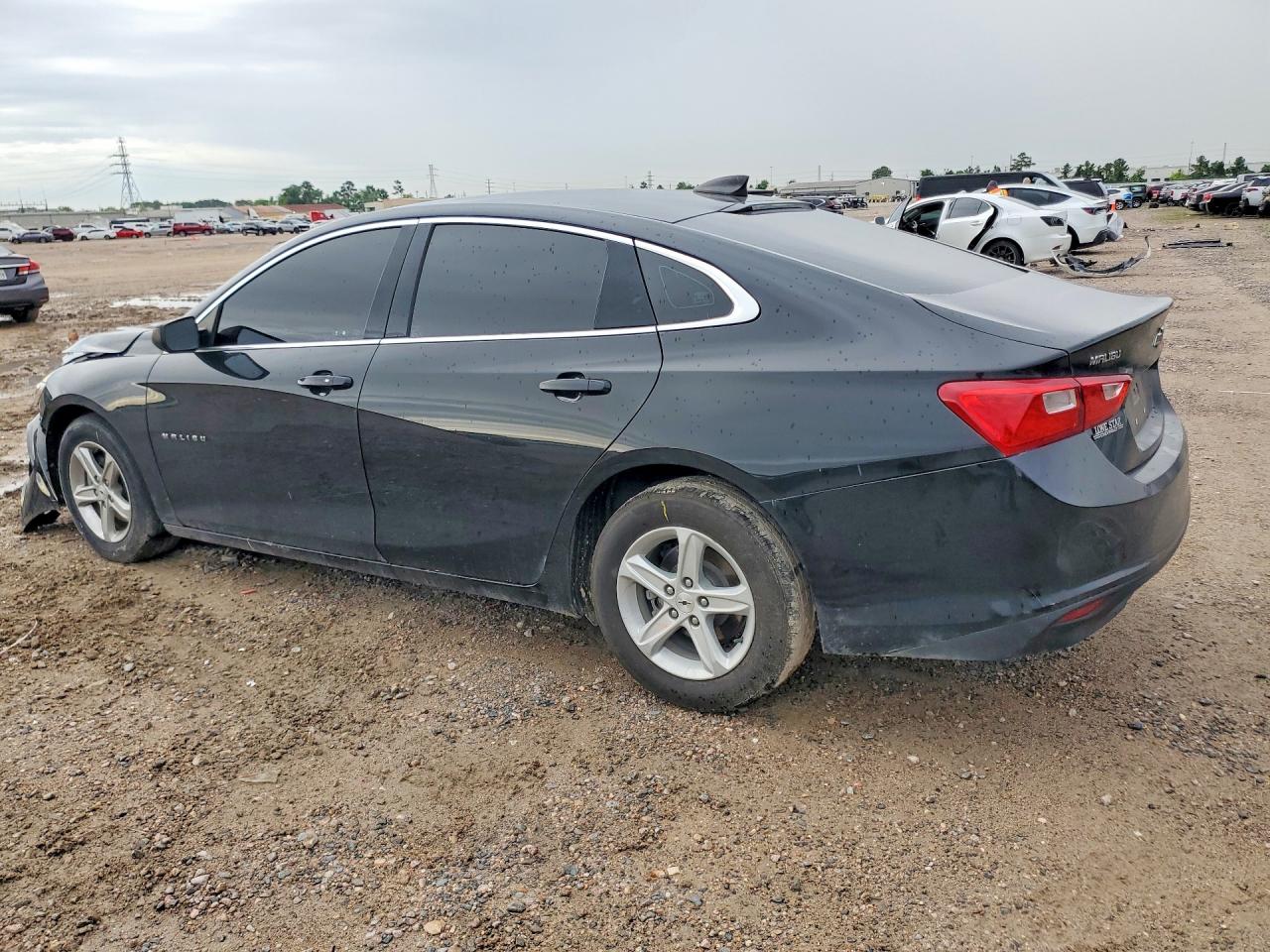 2022 CHEVROLET MALIBU LS photo 3