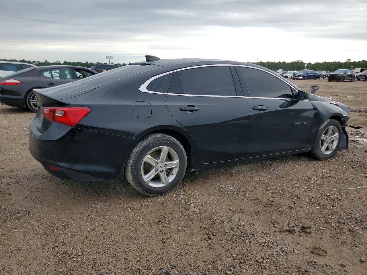 2022 CHEVROLET MALIBU LS photo 5