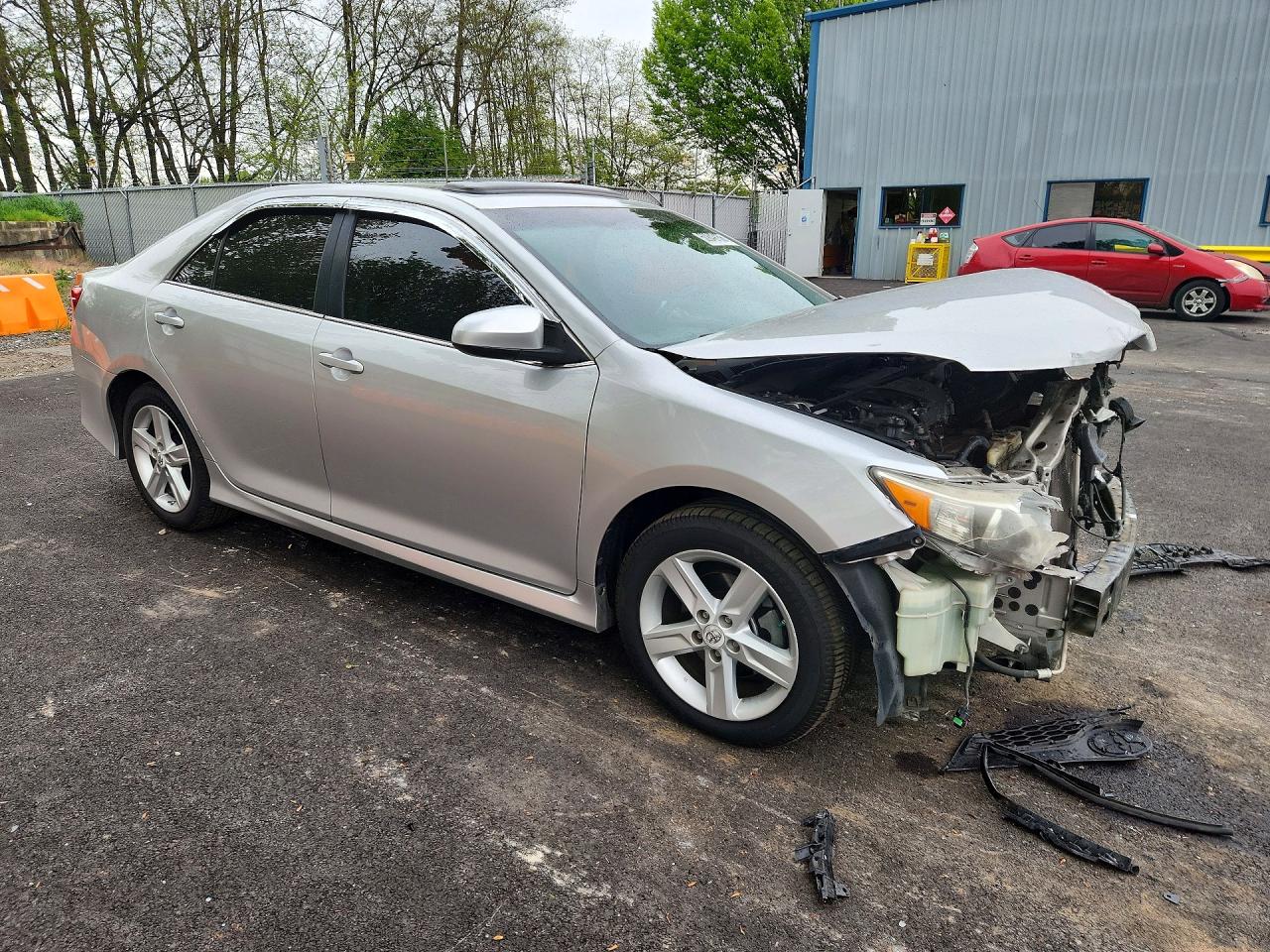 2013 TOYOTA CAMRY SE photo 7