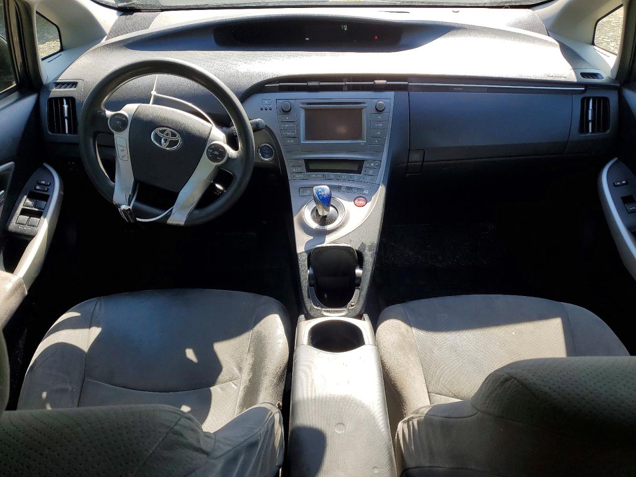2014 TOYOTA PRIUS ONE photo 15