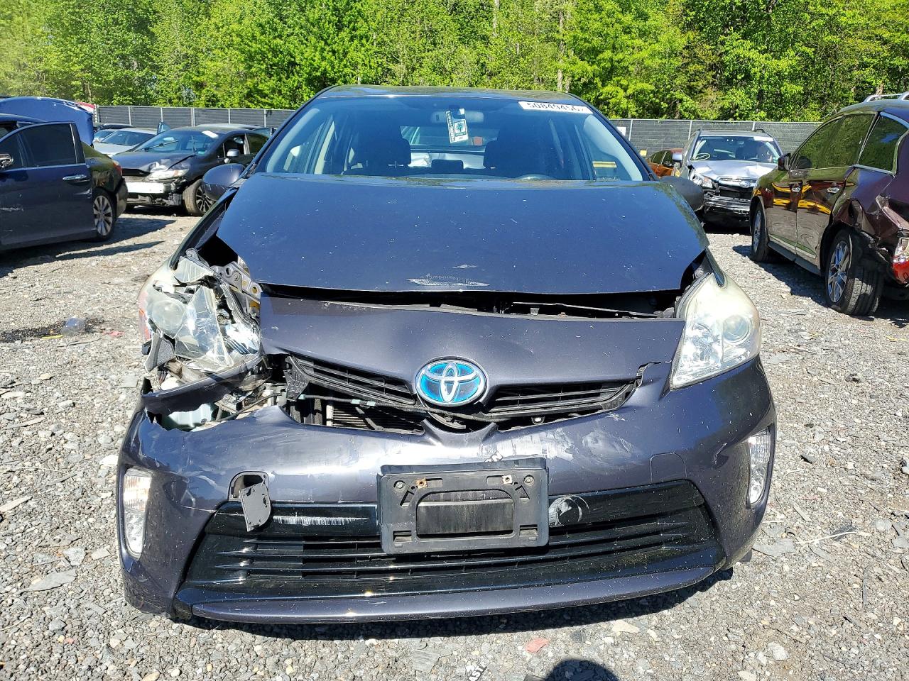 2014 TOYOTA PRIUS ONE photo 9