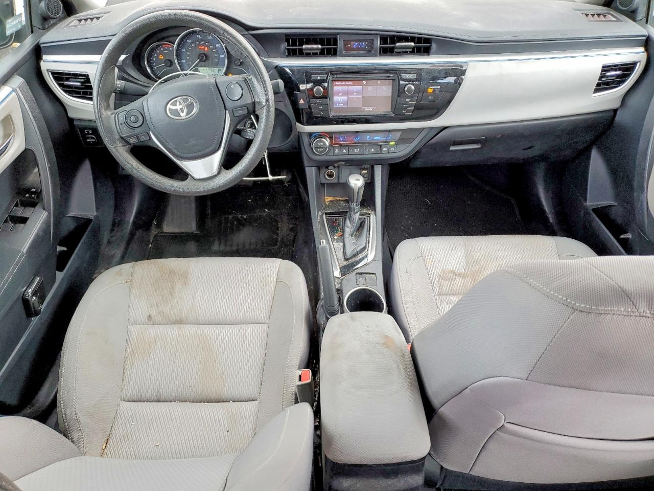 2014 TOYOTA COROLLA LE photo 22
